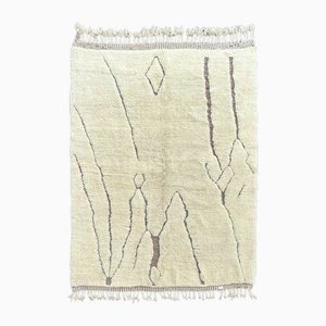 Tapis moderne Beni Ourain en laine blanche
