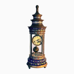 Horloge Ronde à Carillon en Verre Émaillé de Champlev