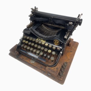Tragbare Schreibmaschine von Erika, 1930er