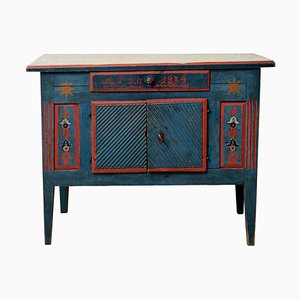 Schwedisches Sideboard in Blau & Rot