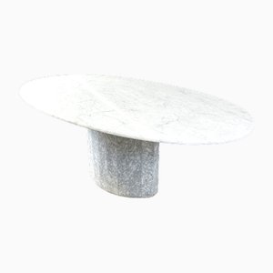 Mesa de comedor ovalada de mármol blanco, años 70