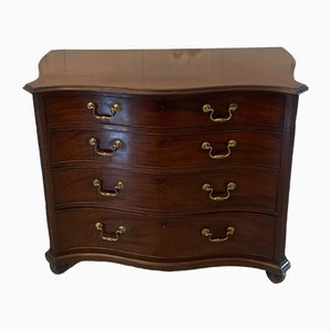 18th Century George III Mahogany Serpentine Chest of Drawers, 1780s