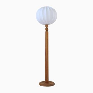 Scandinavian Modern Sculptural Floor Lamp in Pine by Uno Kristiansson for Luxus, 1970s