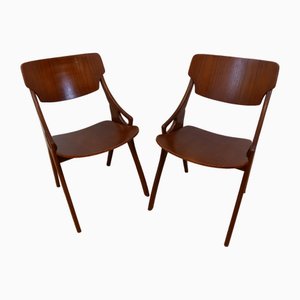 Diner Chairs attributed to Arne Hovmand Olsen for Mogens Kold, Set of 2
