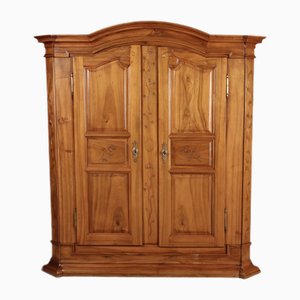 Baroque Cabinet in Walnut with Carvings, 1800s