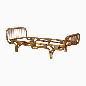 Cama de bambú y mimbre, años 70