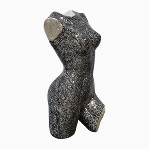 Busto femminile con piastrelle in vetro marrone Dialma, inizio XXI secolo