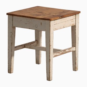 Weißer Vintage Holz Beistelltisch, 1920