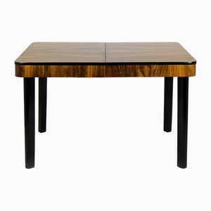 Mesa de comedor plegable de nogal de Jindřich Halabala para Drevotvar, años 40