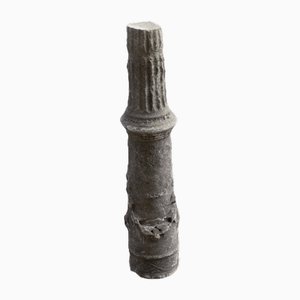 Fragment de colonne de pierre
