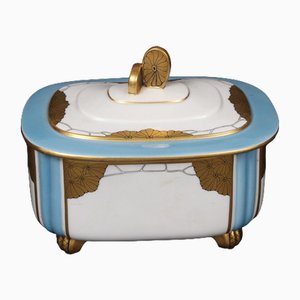 Cofre de porcelana Kuznetsov con dorado