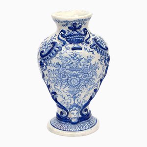 Jarrón de porcelana azul y blanco