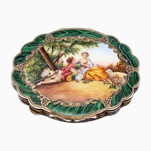Silbernes Pulvergehäuse mit mehrfarbiger Emaille, 1890er