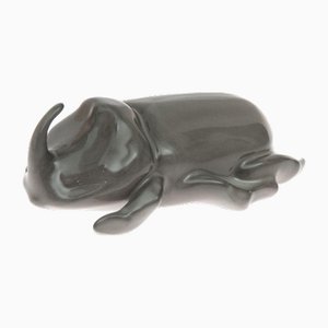 Figura de porcelana escarabajo rinoceronte
