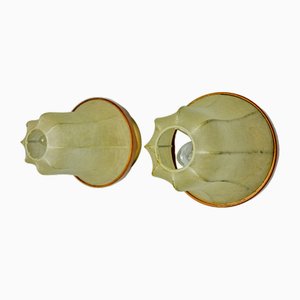 Birnenförmige Cocoon Wandlampen aus Harz & Kiefernholz, Italien, 1970, 2er Set