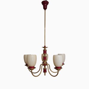 Lampadario vintage con paralumi in ottone e vetro color crema, anni '70