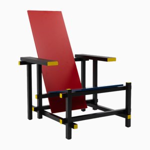 Sedia rossa e blu di Rietveld per Cassina, anni '80