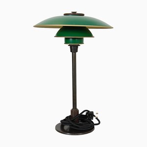 Ph3 / 2 con pantallas en verde y latón dorado de Poul Henningsen, años 40