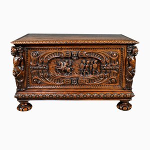 Commode Renaissance en Noyer, France, Fin du 18ème Siècle