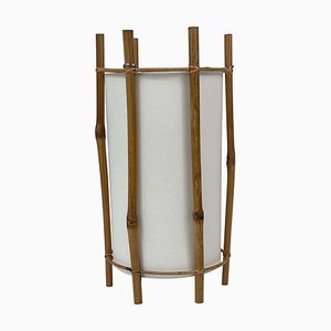 Lampada da tavolo in bambù e lino bianco attribuita a Louis Sognot, Francia, anni '50