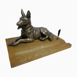 Portapenne antico in marmo con scultura di cane, anni '20