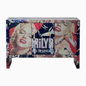 Credenza di Mimmo Rotella e Marco Ferreri, inizio XXI secolo