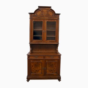 Credenza antica in noce