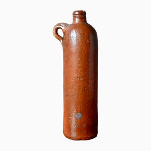 Botella antigua de gres