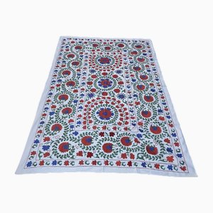 Handgefertigter Vintage Suzani Stoff mit traditionellem Design, 1980er