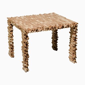 Mesa entrelazada de Philipp Aduatz