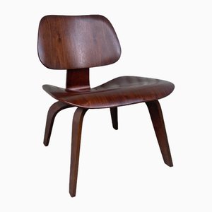 Sillón LCW de nogal de Charles & Ray Eames para Herman Miller, años 40