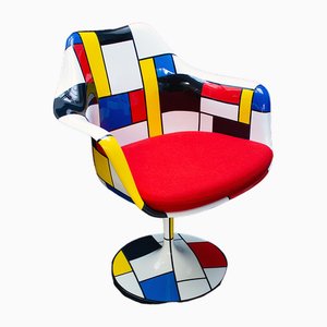 Tulip Armchair by Eero Saarinen for Knoll Inc.