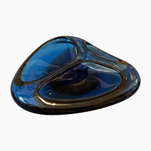 Posacenere triangolare modernista in vetro di Murano blu e marrone, anni '80