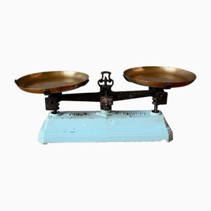 Báscula Roberval estilo industrial de hierro fundido y latón, Francia, 1940