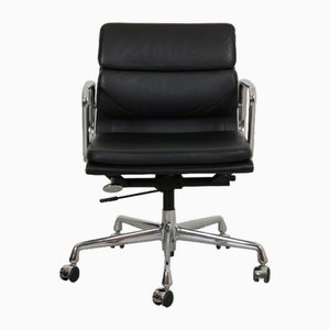 EA-217 Office Chair in Black Leather from Charles Eames, 1980s