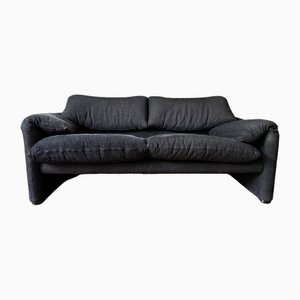 Sofá de dos plazas italiano de dos plazas en negro de Vico Magistretti para Cassina, años 80