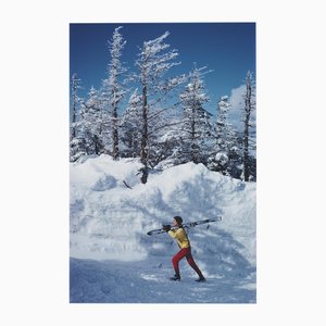 Lámina fotográfica Slim Aarons, esquiador en Vermont, Estate