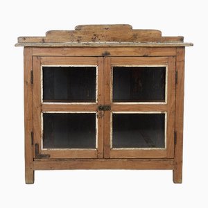 Aparador de madera esmaltada