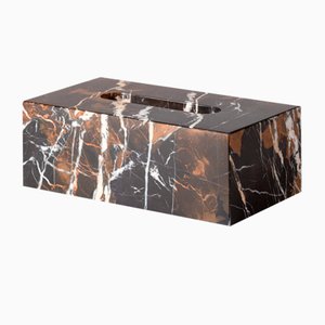 Rechteckige Taschentuchbox aus Marmor in Schwarz & Gold von Royal Bee Design
