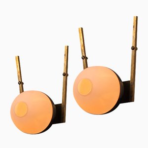 Italienische Vintage Wandleuchten aus Messing & Opalglas, 1950er, 2er Set