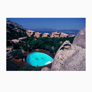 Slim Aarons, Piscine à Porto Rotondo, Impression de type C estampillée Estate
