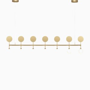Lampe à Suspension Row en Laiton par Atelier Areti