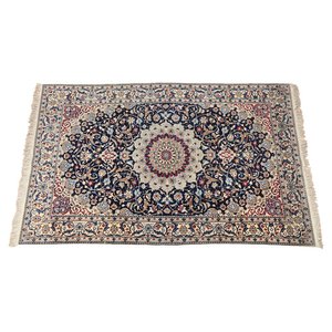 Nahöstlicher Nain Teppich mit feinem Blumenmuster, 1930er