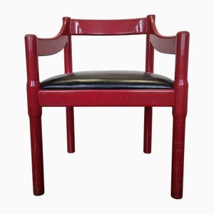Butaca Carimate Mid-Century en rojo de Vico Magistretti para Cassina, años 70