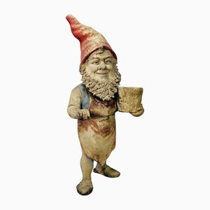 Gnomo da giardino grande in terracotta con vaso di fiori, Germania, anni '20