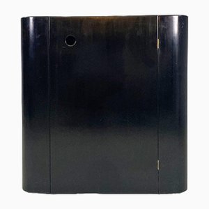 Moderner italienischer Eckschrank aus schwarzem Holz mit Rollenregal und Flaschenregal, 1980er