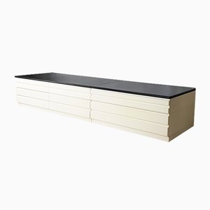 Cassettiere Samarcanda in legno bianco e skai nero di Vico Magistretti per Poggi, anni '70, set di 2