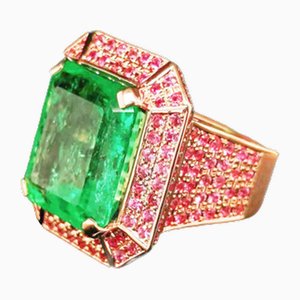 Kolumbianischer 12.30 Karat Smaragd Ring mit 2.15 Karat Rosa Saphiren aus 18 Karat Gold, 2000er