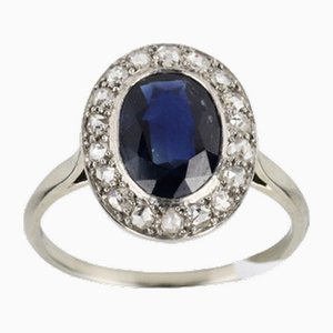 Gold Ring with Sapphire and Diamonds.
