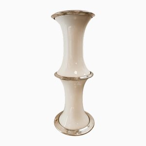 Auffällige Stehlampe aus Bambus